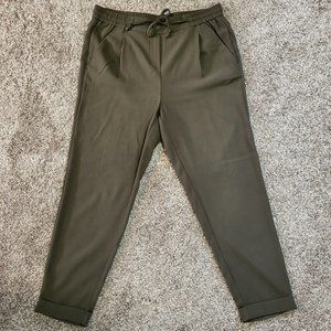 RW & Co Ankle Length Pants
